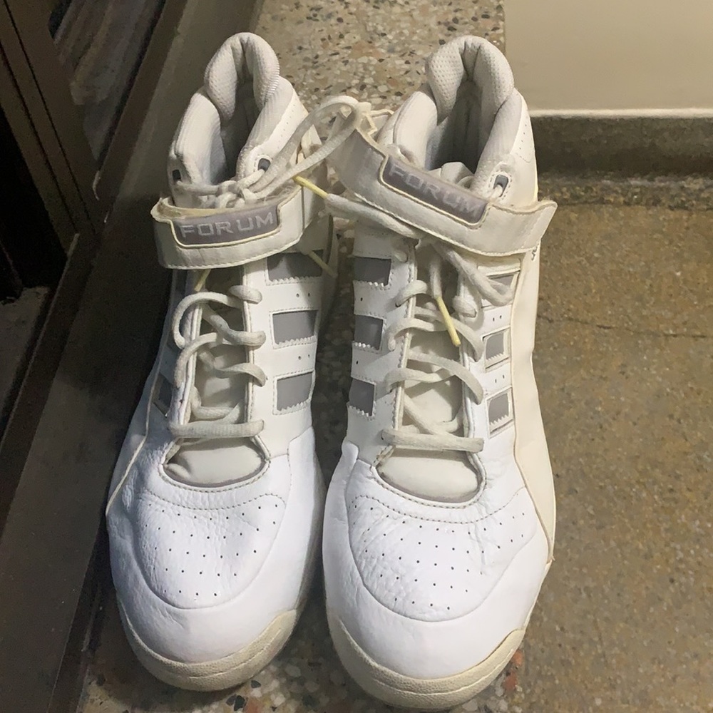 Adidas - Picture 4 of 8